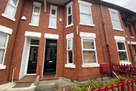 6 bedroom private hall to rent - Standish Road, Fallowfield