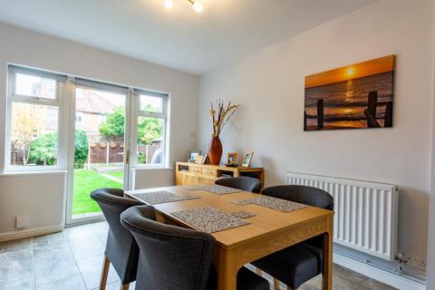 9 Beech Avenue, Beeston, Nottingham, NG9 1QH