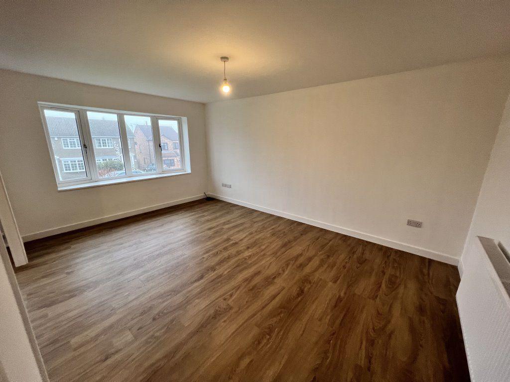Bexhill Close, Pontefract WF8 2 bed bungalow £800 pcm (£185 pw)