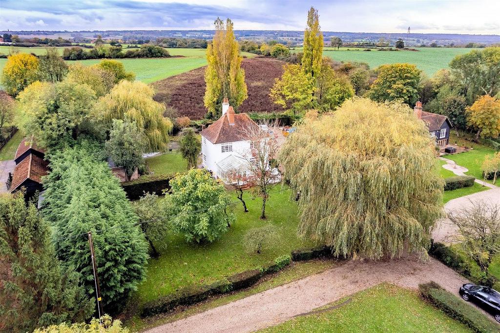 Peacocks Farm aerial  (8).jpg
