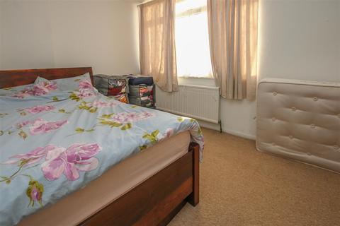 28 Railway Square, Brentwood, CM14 4LN