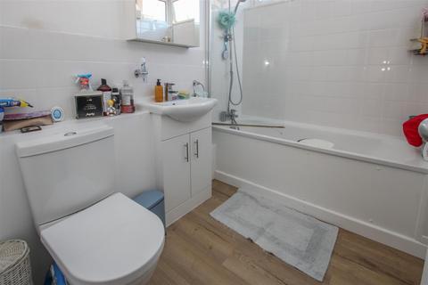 28 Railway Square, Brentwood, CM14 4LN