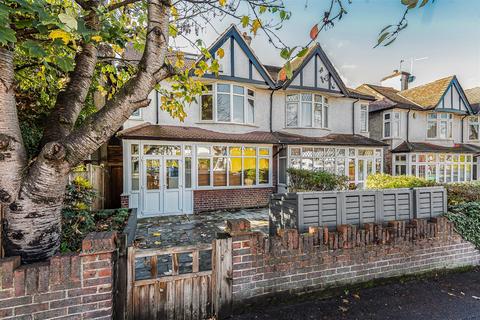 24 Manor Road North, Wallington, SM6 7NT