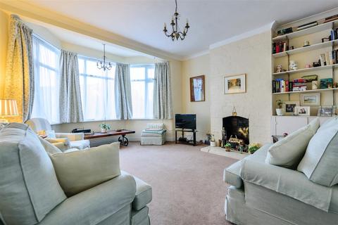 14 Park Hill, Carshalton, SM5 3RU