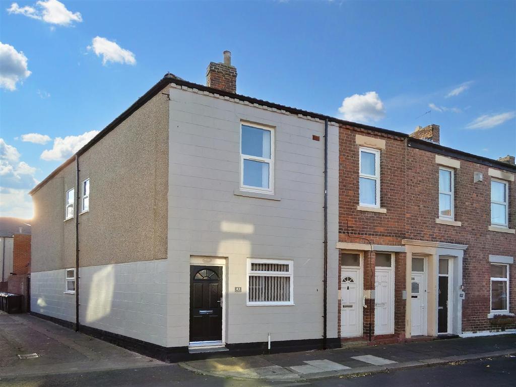 Laet Street, North Shields 3 bed end of terrace house for sale £150,000