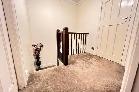3 bedroom house for sale - Westrow Drive, Barking