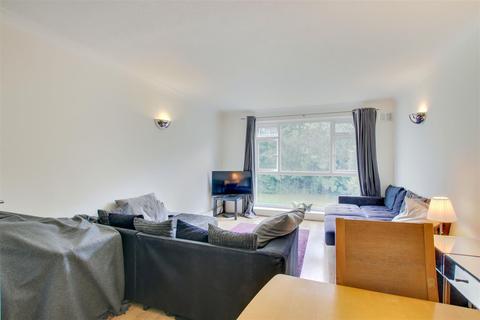 2 bedroom flat for sale - Village Road, Enfield