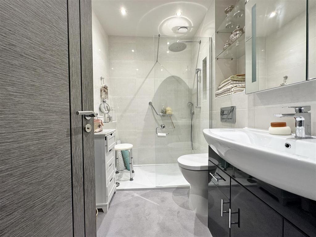 En suite shower/wc