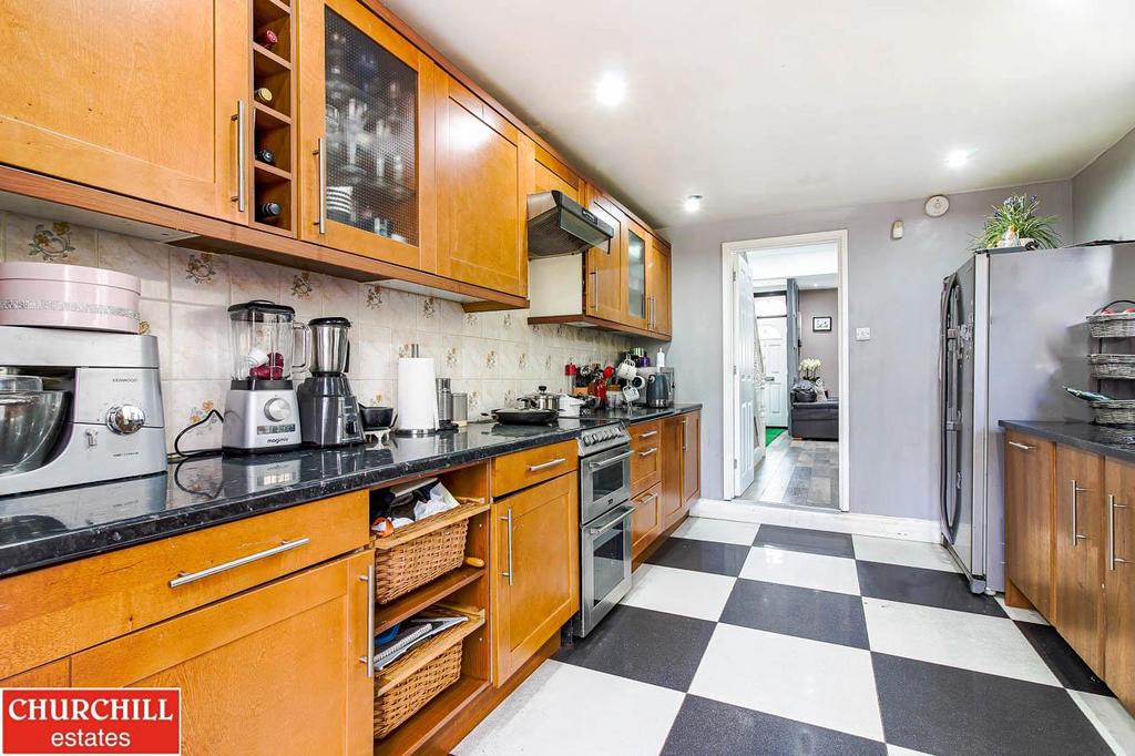 Kitchen2.jpg