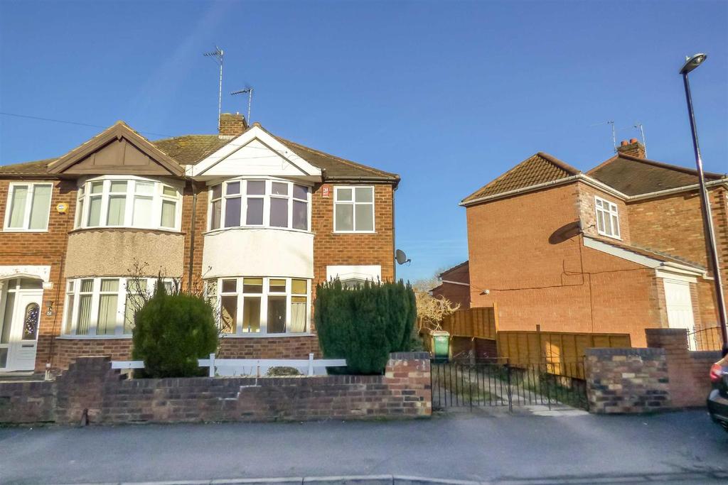 Dunster Place, Holbrooks, Coventry 3 bed semidetached house £900 pcm