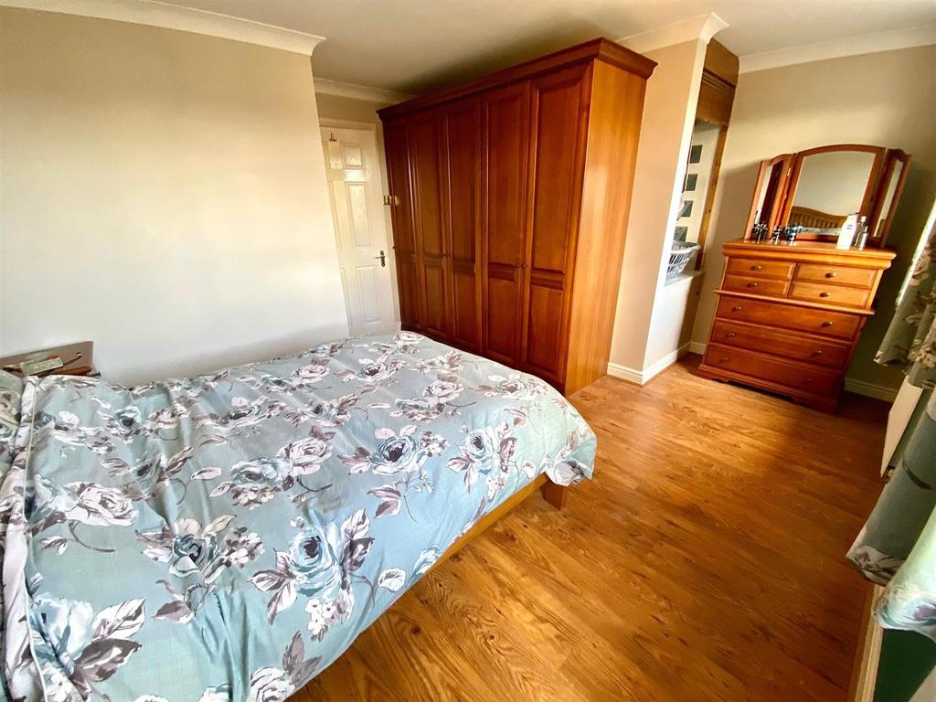 Water royd lane 35b bed 1.jpg