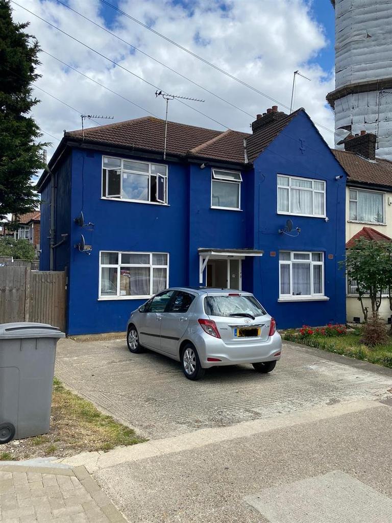 Tokyngton Avenue, Wembley 1 Bed Flat - £1,250 Pcm (£288 Pw)