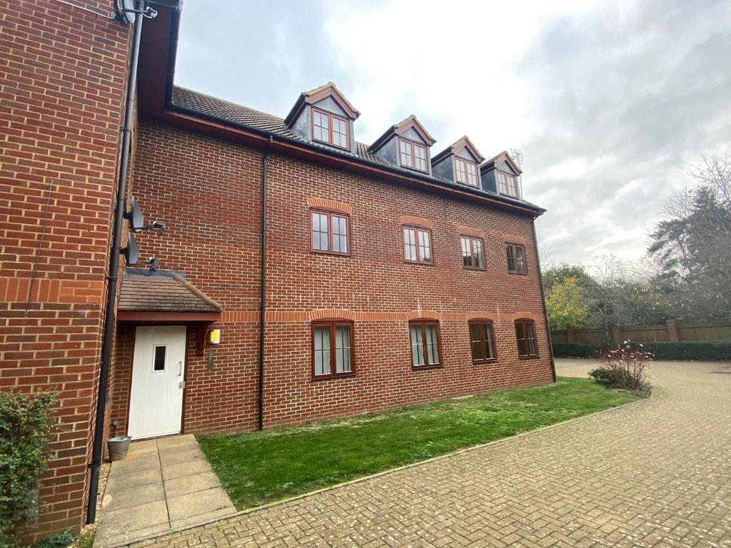Ladbroke Grove, Monkston Park, Milton Keynes, MK10 2 bed property £