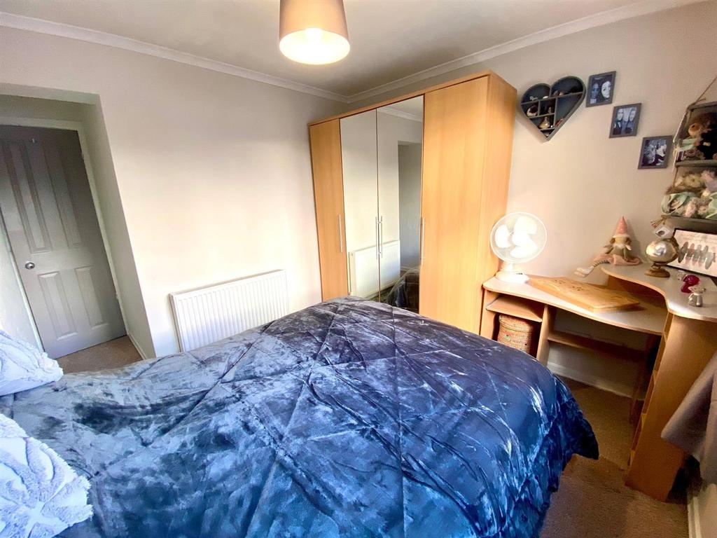 Bedroom4.jpg