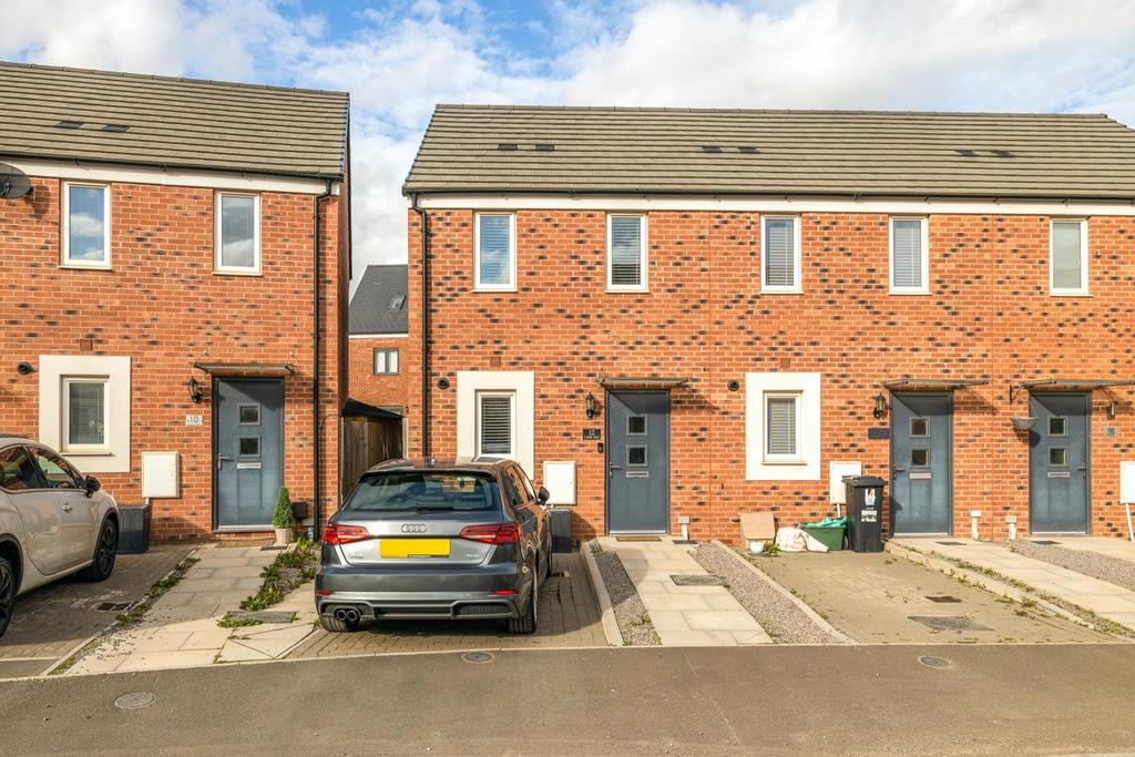 12 Lobelia Road 17.jpg