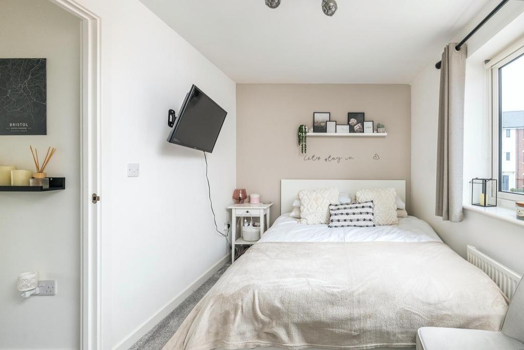 12 Lobelia Road 10.jpg