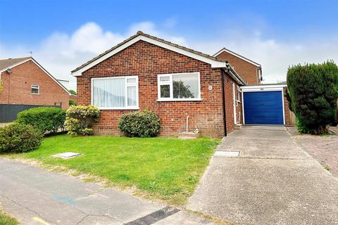 18 Bramble Close, Eastbourne, BN23 8DD