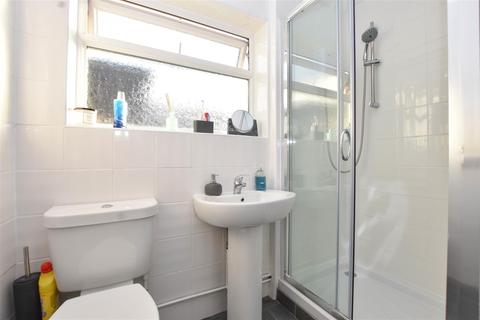 18 Bramble Close, Eastbourne, BN23 8DD