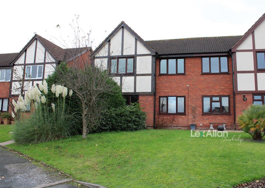 Woburn Drive, Brierley Hill 2 bed apartment £135,000