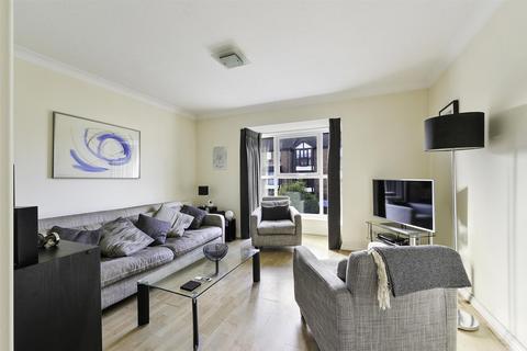 80 Farriers Road, Epsom, KT17 1LR