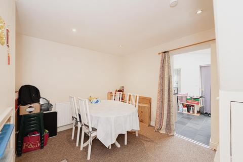 30 Providence Place, Epsom, KT17 4BB
