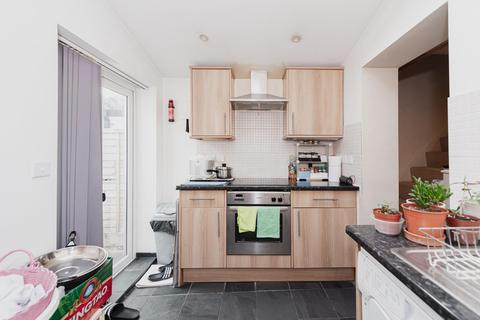30 Providence Place, Epsom, KT17 4BB
