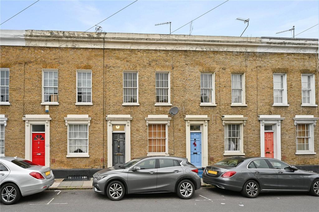 Aston Street, Limehouse, London, E14 3 bed terraced house £3,250 pcm