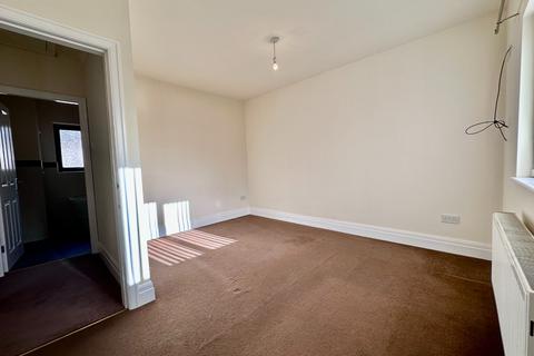 7 Doris Avenue, Bolton, BL2 6DB