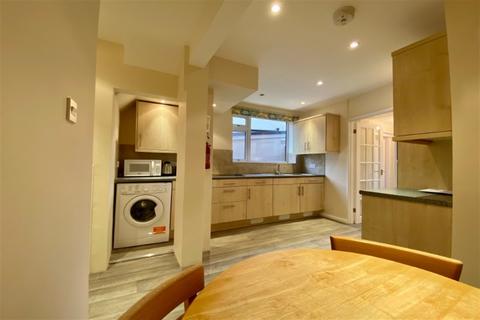 4 bedroom semi-detached house to rent, Grays Road, Headington, East Oxford, Oxford, OX3