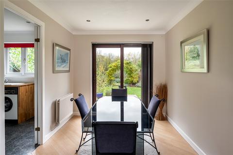 17 Bishopdale Drive, Collingham, Wetherby, LS22 5LP