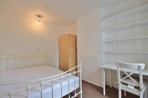 4 bedroom terraced house to rent, Percy Street, Cowley, Oxford, Oxfordshire, OX4