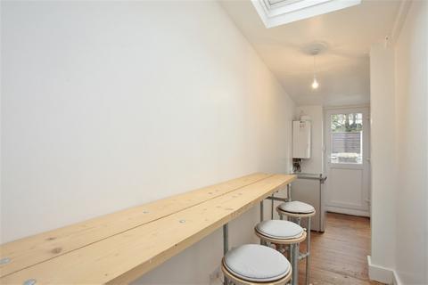 4 bedroom terraced house to rent, Green Street, Cowley, Oxford, Oxfordshire, OX4