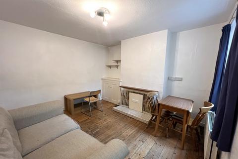 4 bedroom terraced house to rent, Hawkins Street, Cowley, Oxford, Oxford, OX4