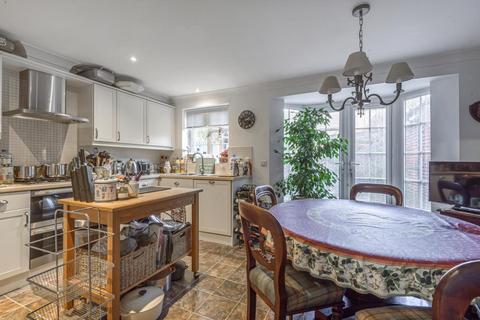 46 Compton Way, Sherfield On Loddon, Hook, RG27 0SQ