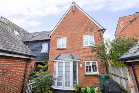 46 Compton Way, Sherfield On Loddon, Hook, RG27 0SQ