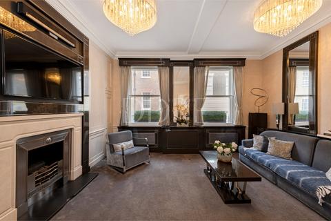 3 bedroom apartment for sale - Carlisle Street, London, W1D