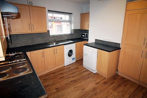 8 bedroom townhouse to rent, 172 -174, Mansfield Road, NOTTINGHAM NG1 3HW