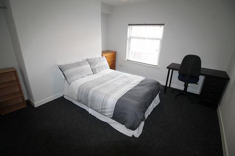 8 bedroom townhouse to rent, 172 -174, Mansfield Road, NOTTINGHAM NG1 3HW