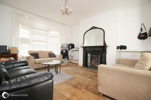 4 bedroom terraced house for sale, Royal Road, Ramsgate