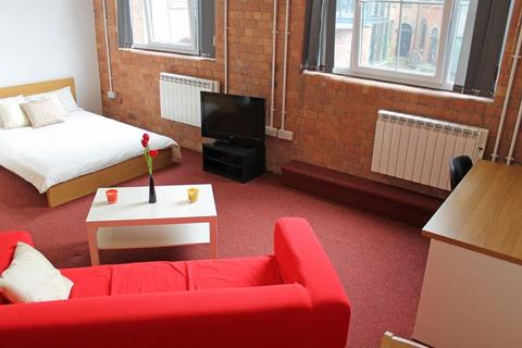 Studio to rent, 106 Lower Parliament Street Flat 12, Byron Works, NOTTINGHAM NG1 1EH