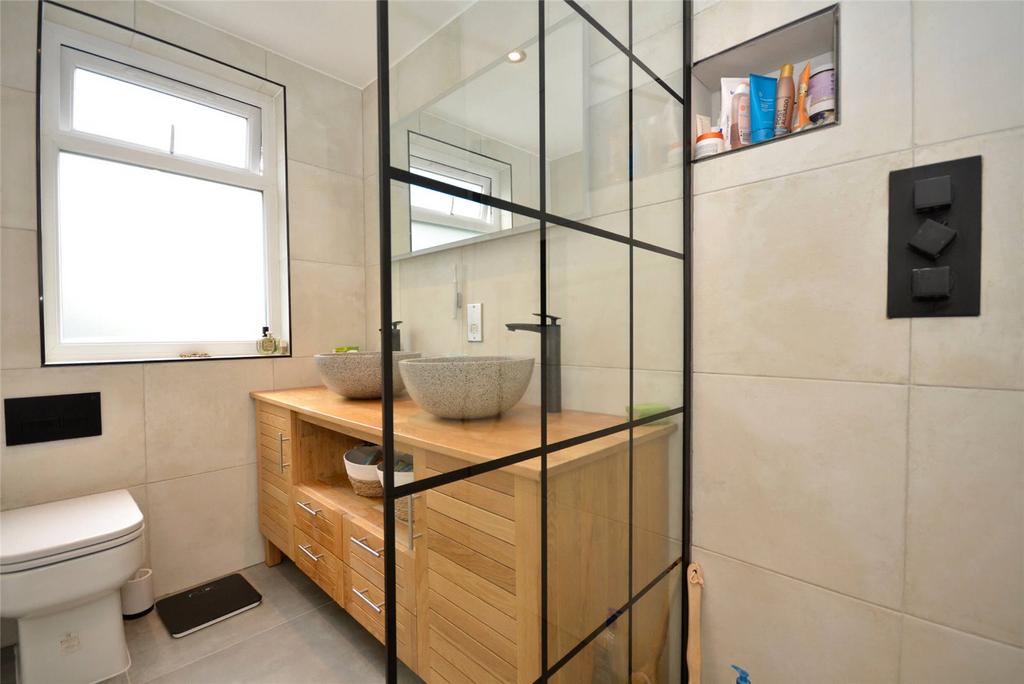 Bedroom 4 En-Suite