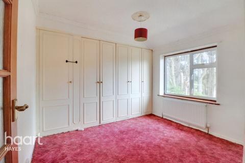 3 bedroom semi-detached house for sale - Lothian Avenue, Hayes