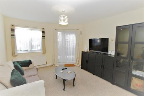 1 bedroom ground floor flat for sale, Kingshill Avenue, Kenton, HA3 8JU