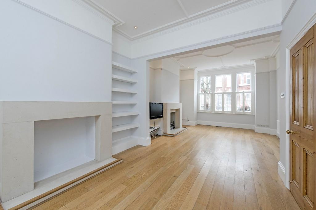 Manchuria Road, SW11 5 bed terraced house £5,001 pcm (£1,154 pw)