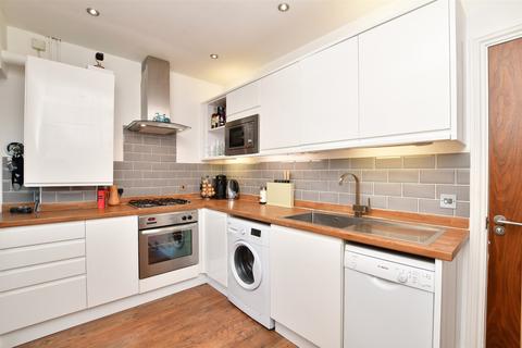 2 bedroom apartment for sale - Somerset Road, Redhill, Surrey