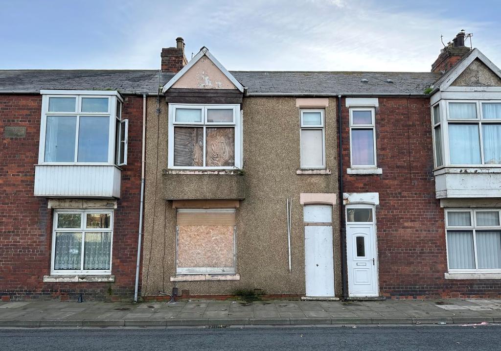139 West View Road, Hartlepool... 3 bed terraced house £15,000