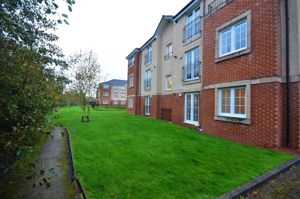 39 Orissa Drive, Dumbarton, WDC, G82 1AB 2 bed ground floor flat £700