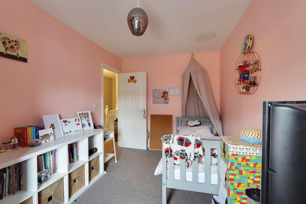 Bedroom 2 (Double)