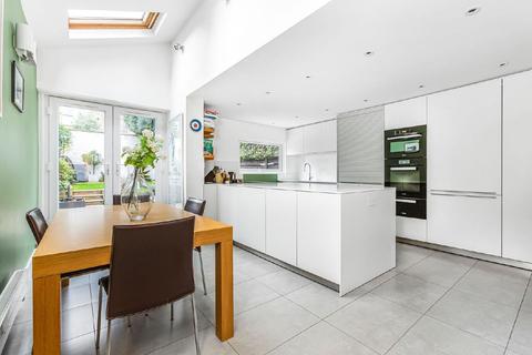 4 bedroom end of terrace house for sale - Galveston Road, London