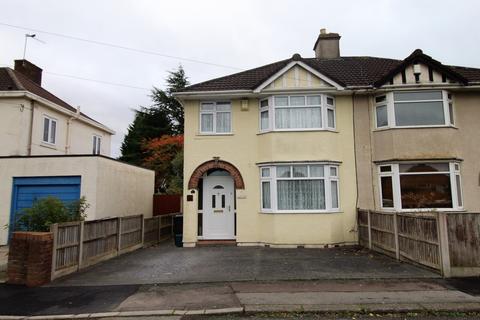 3 bedroom semi-detached house for sale - Southsea Road, Patchway, Bristol, Gloucestershire, BS34
